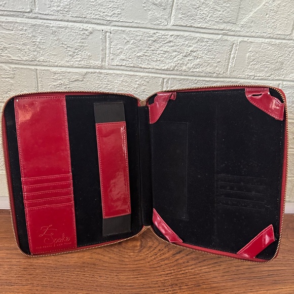 Zach Posen New York - Get Happy iPad Case - Red with Flaws - Picture 5 of 5